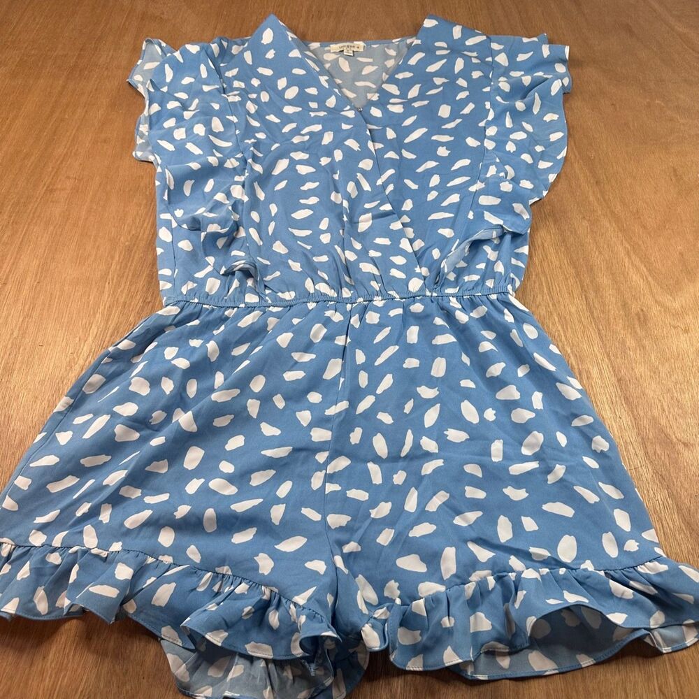 Umgee Romper Womens XL Blue White Abstract Print Ruffle Hem V Neck NWOT